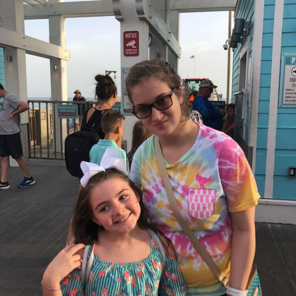 Meet your Posher, Melissa - Picture 1 of 1